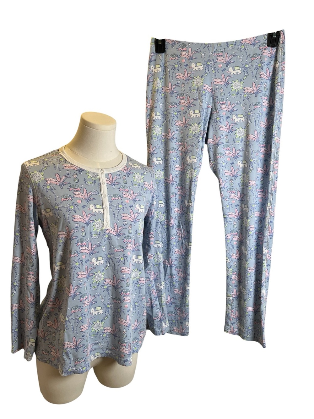 Roller Rabbit Limited Edition Paradise print Henley pajama set Size Medium